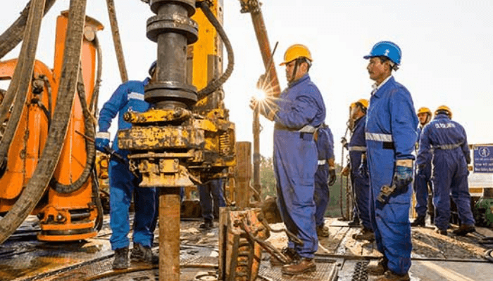ONGC, Oil India Agree to $2.5bn Mozambique Field Stake