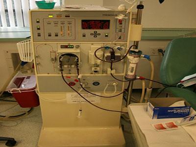 dialysis-machine