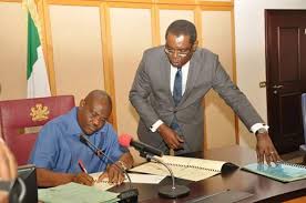 wike signs