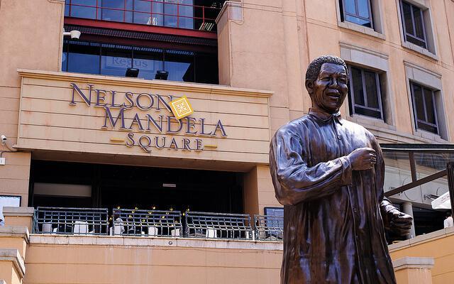 nelson-mandela-square1