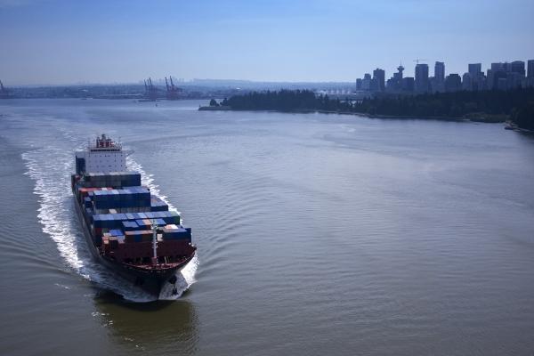 container-ship-600