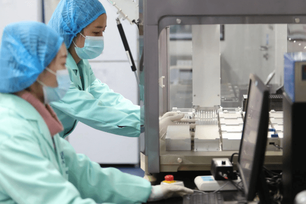 China hushes up scheme to recruit overseas scientists