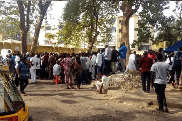 #NigeriaDecidesLiveUpdates Late arrival in Nasarawa State leavs voters stranded