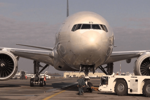 737 MAX