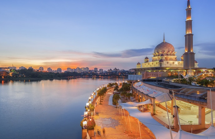 Ramadan Travel Tips