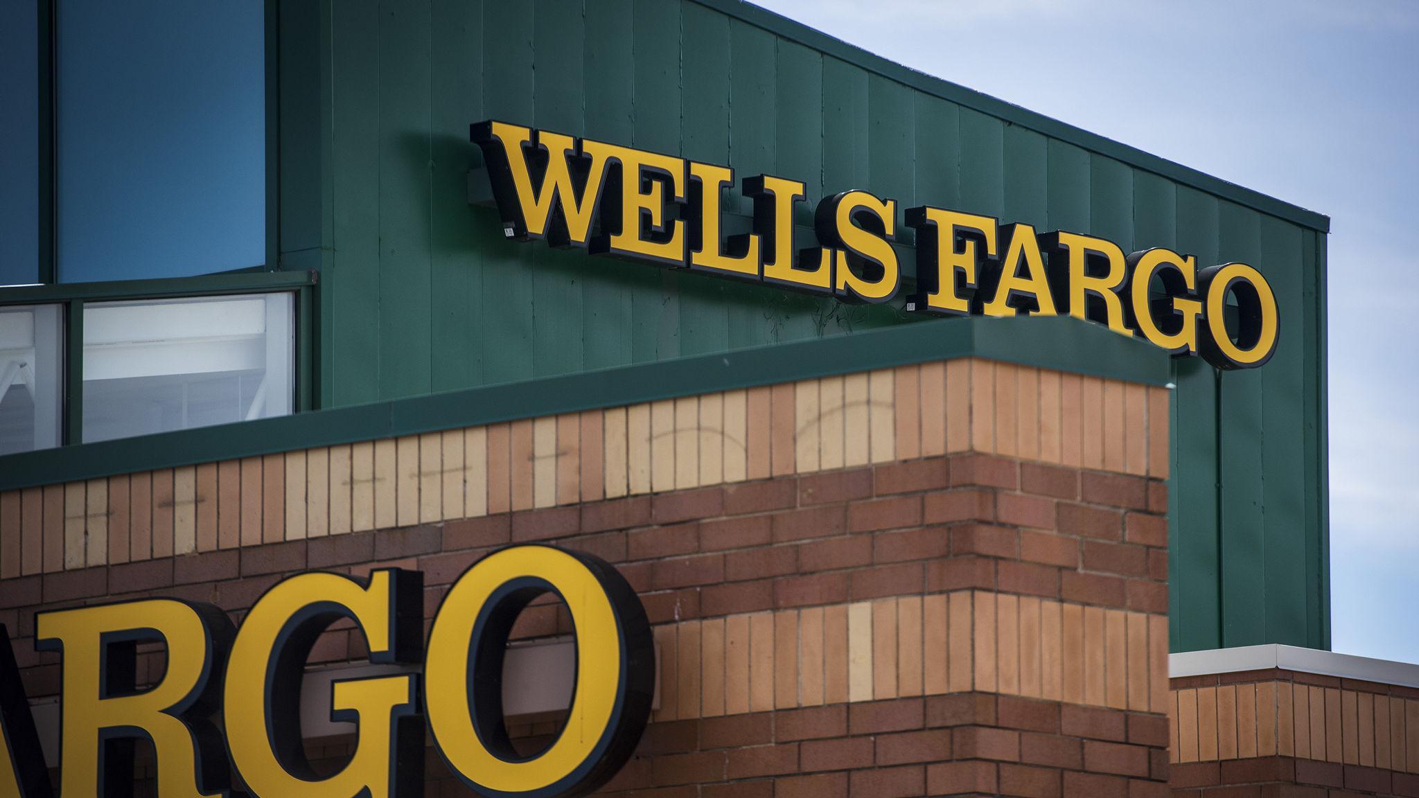 Wells Fargo names ex-obama chief of staff as public affairs boss