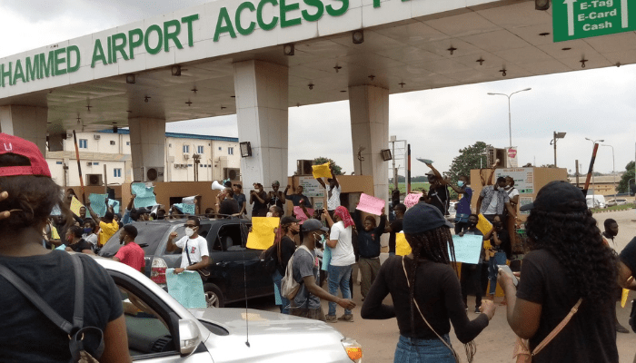 #ENDSARS Protesters shut down Lagos airport
