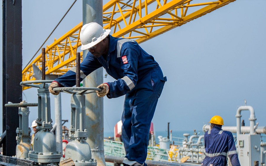 Oil well