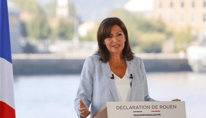 Anne Hidalgo runs for France presidency