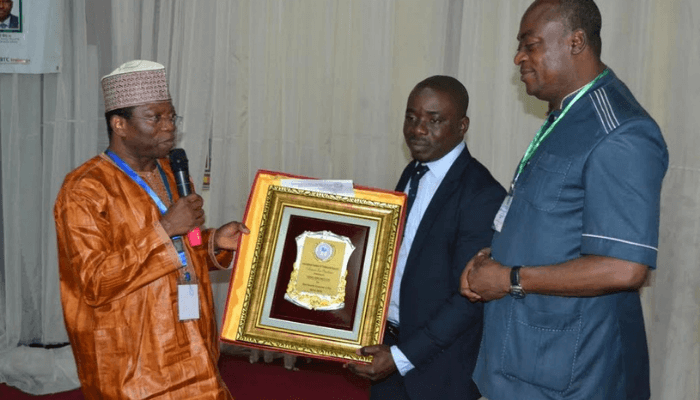 Dana Air bags security consciousness award