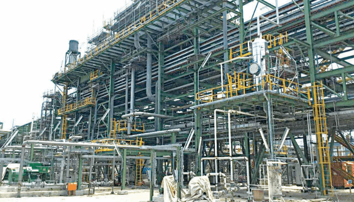 Dangote Refinery in talks with traders for loan