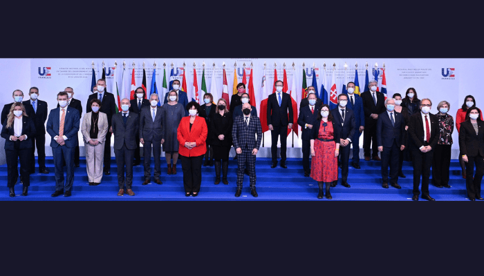 EU education ministers seek aid for Ukrainian pupils, teachers, others