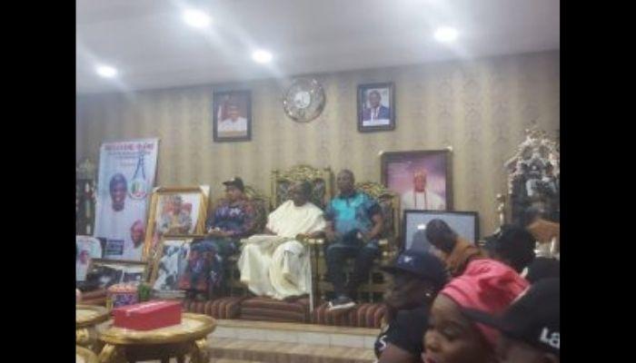 Traditional ruler woos investors, tourists to Epe