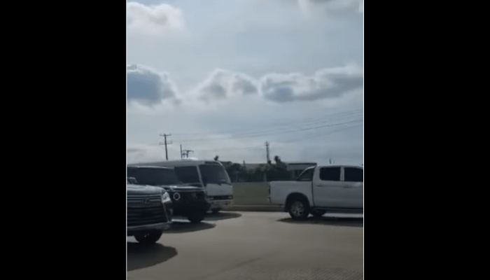 Video: Tinubu’s convoy attracts attention