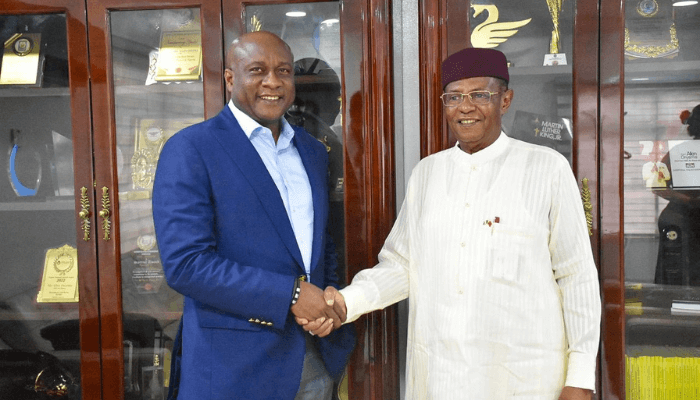 Nigerian ambassador to China lauds FG over Air Peace’s service