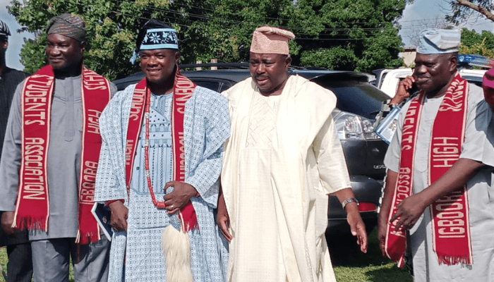 Alli, Akande charge Nigerians to invest on self development, community service