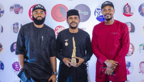 AlexReports bags ‘Most Influential PR Manager’ award as at freelance journalists’ event