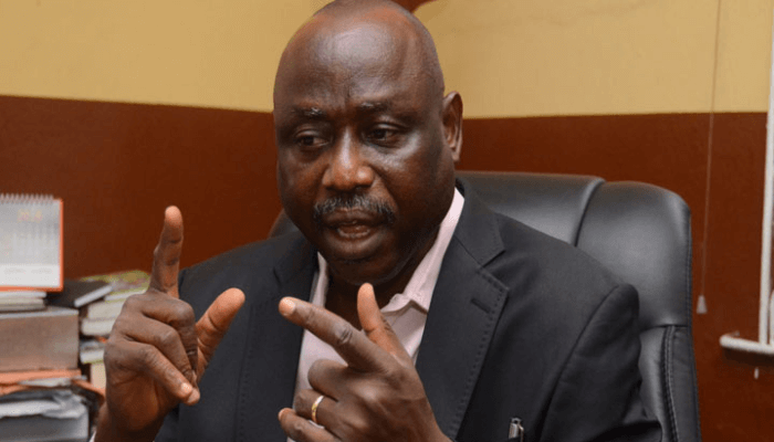Publisher of Marketing Edge advises journalists to be courageous, daring