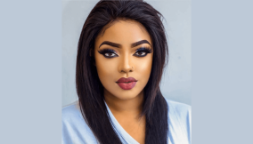 Actress Sobola urges politicians to make use of social media for development