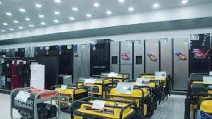 electronics shop (1)
