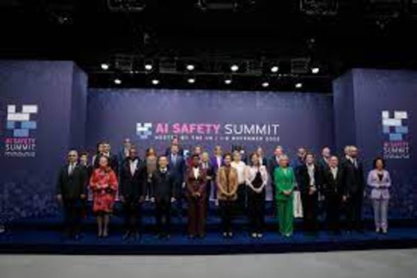 AI SUMMIT AT THE UK (1)