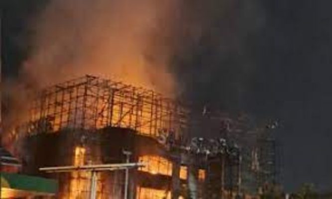 fire in abuja (1)