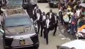 Tinubu’s convoy