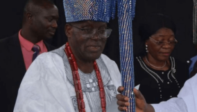 Olubadan inaugurates first digital classroom, as company targets 100 in Ibadan, 1000 across Nigeria