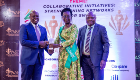 Suretree’s nairaCompare wins SME IT service provider award at 2024 Nigeria national SME business awards