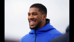 Anthony Joshua-smiles