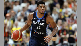 Giannis Antetokounmpo-2