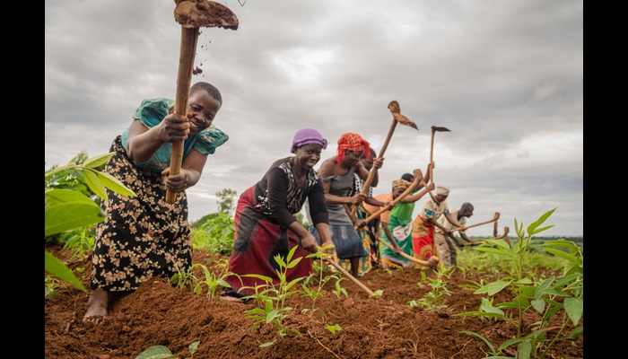 Women farmer (1)