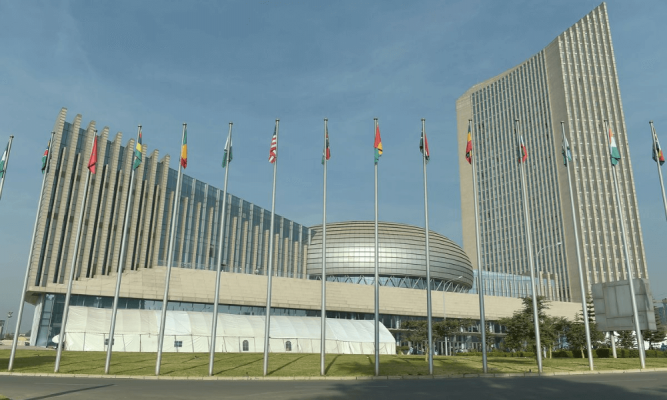 African Central Banks Step in to Prop Up Slumping Currencies
