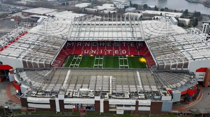 Old-Trafford (2)