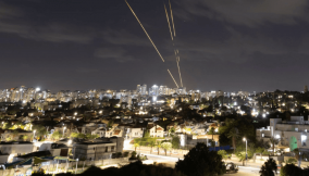 Iran fires missiles at Israel
