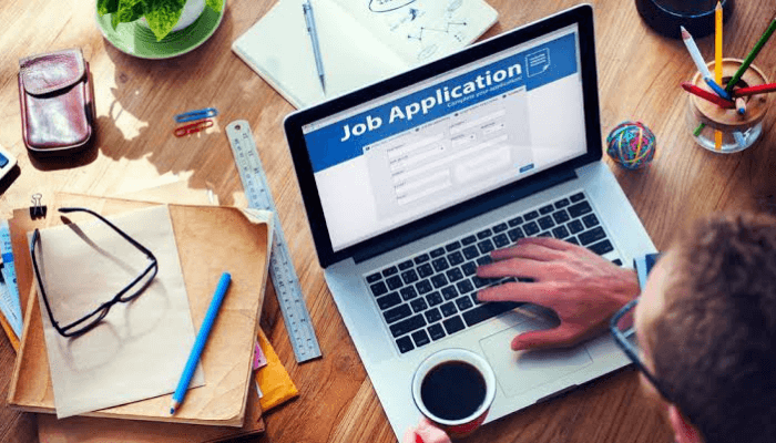 4 AI tools to improve your job application process
