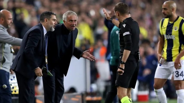 Mourinho (1)