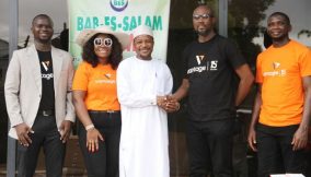 Vantage Markets marks 15 Years with relief items for Nigerians (2)