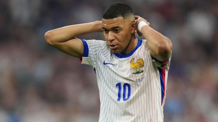 Mbappe (6)