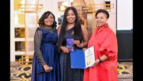 Esther Ijewere receives ‘media impact award’ at Canada vendors’ entrepreneur Awards