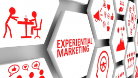 Between niche marketing and mass marketing