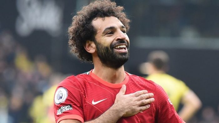 Mohamed-Salah-smiles