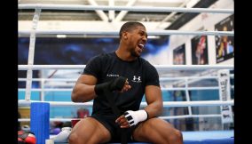 AnthonyJoshua-smile