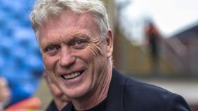 Everton edge Fulham 3-1 in boost to Moyes return