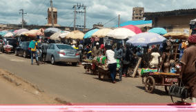 How Jos roadside vendors defy odds to thrive