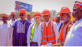 Kano govt flags off construction of 17 urban roads