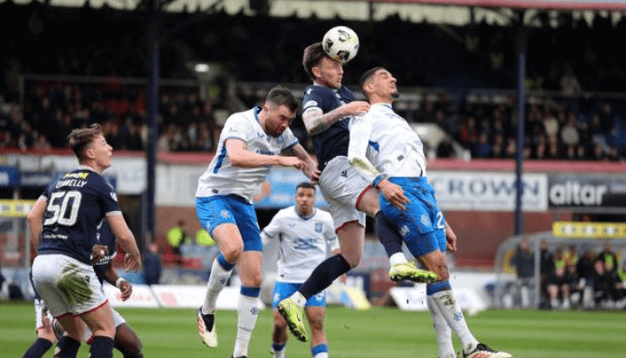 Rangers beat Dundee 4-3, as Dessers net 93rd-minute winner