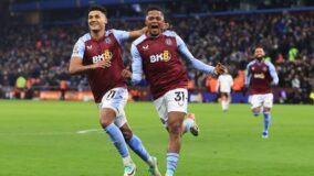 Aston-Villa-players-2