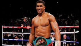AnthonyJoshua-belt (2)