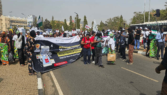 Protest at N’Assembly ahead of Reps emergency session on e-transmission
